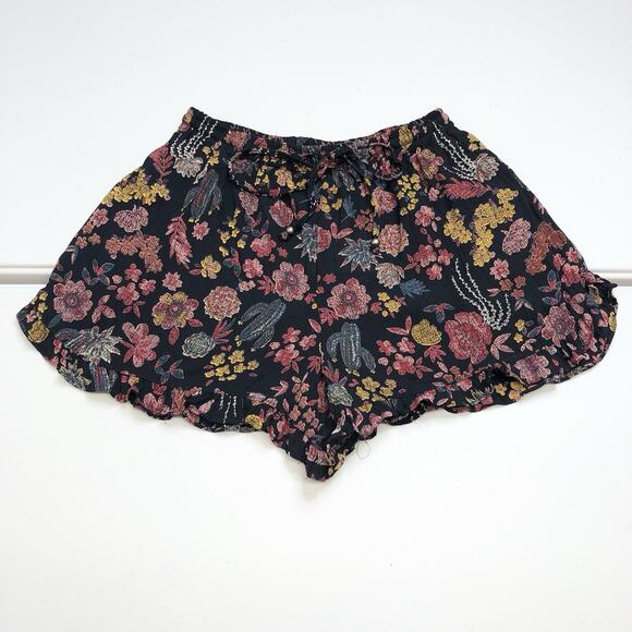 Angie Pants - Angie Women’s Black Floral Cactus Shorts Pull On Boho Beachy Y2K Size M